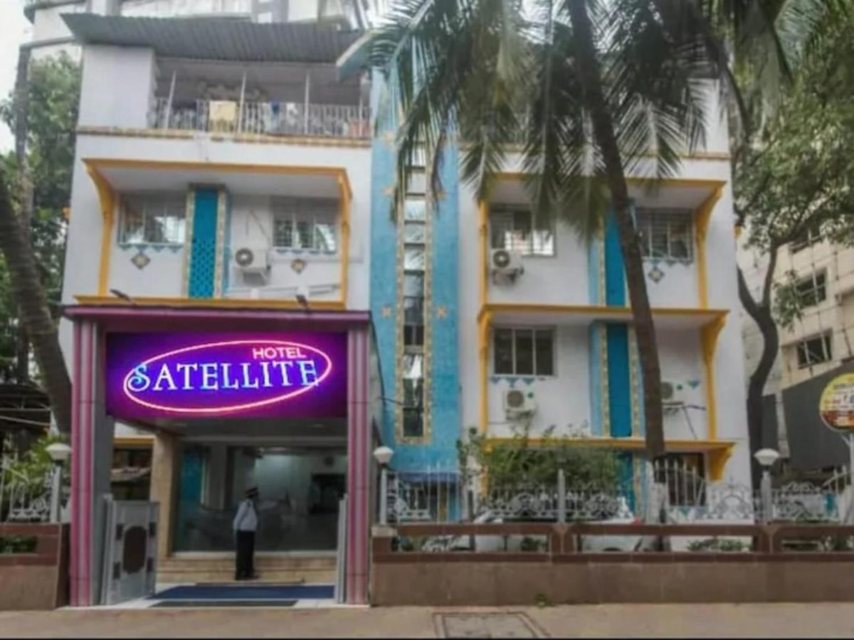 Hotel Satellite — Photos 1